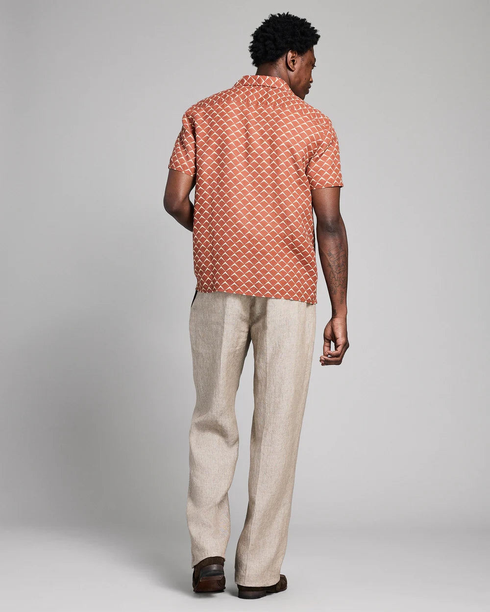 SS Pagoda Tile Linen Shirt | Umber