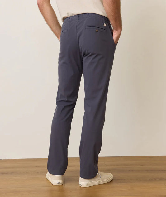 Breeze Saturday Chino | India Ink