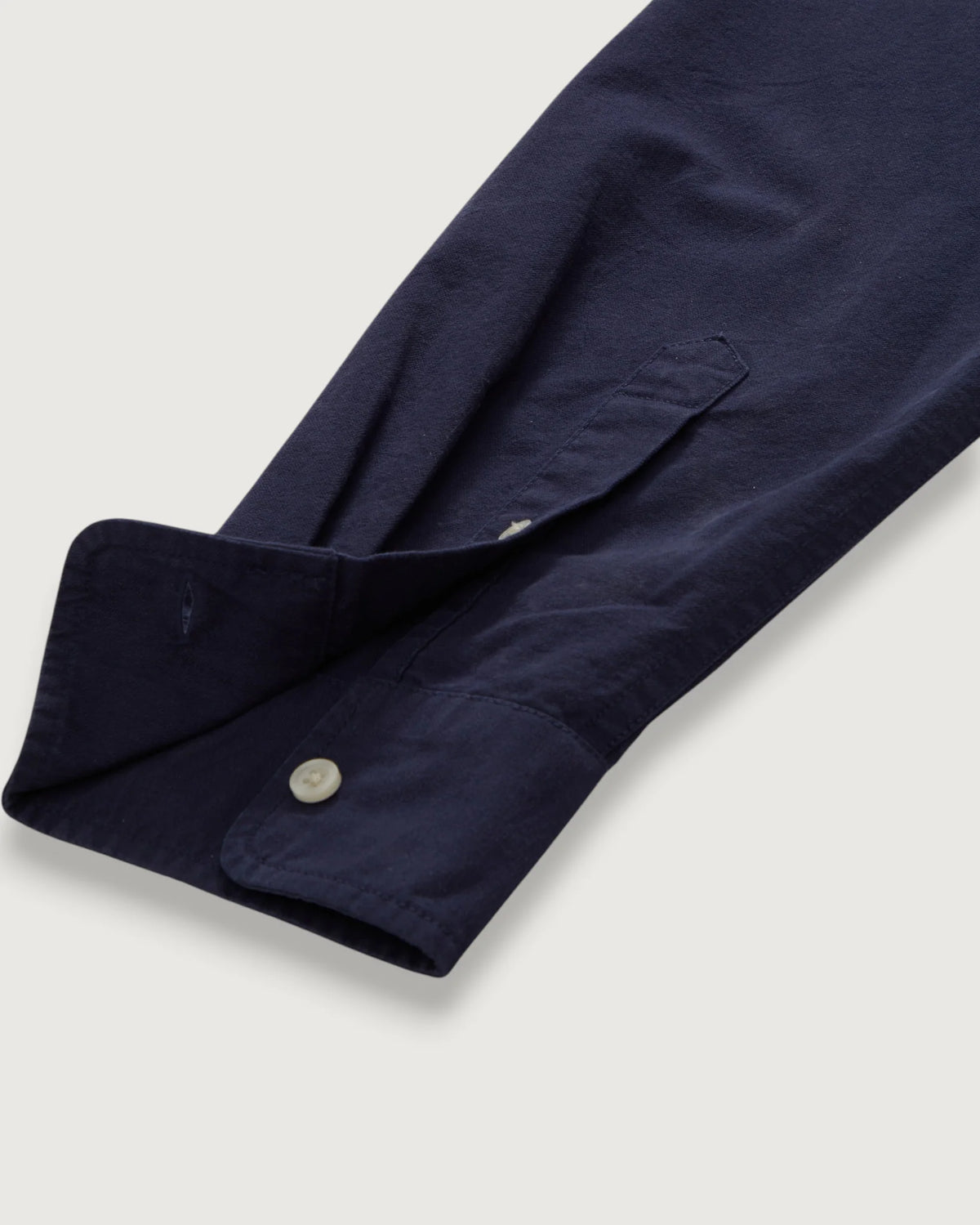 Eagle Creek Vintage Oxford Shirt | Navy