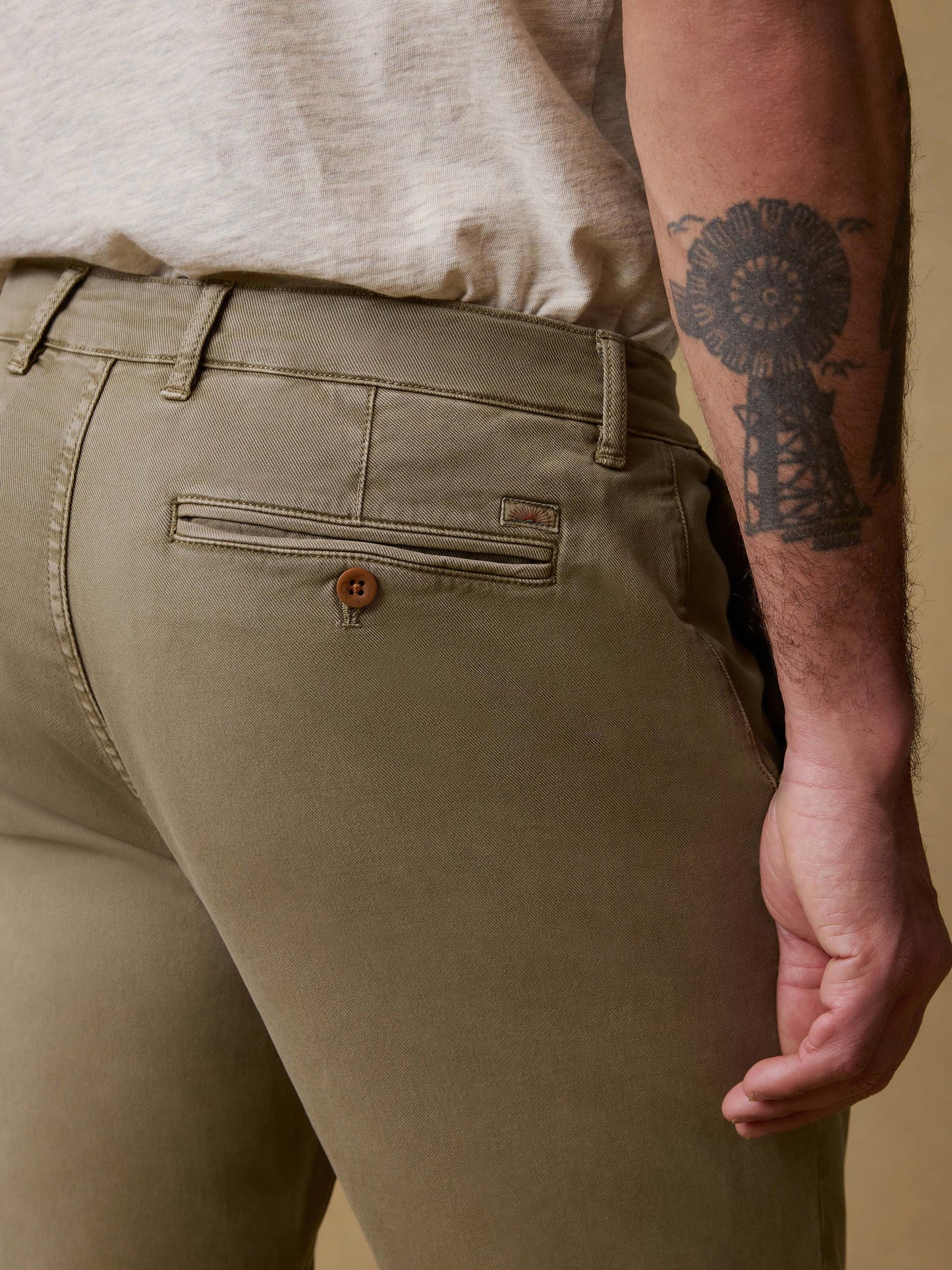 Coastline Stretch Chino | Olive Valley